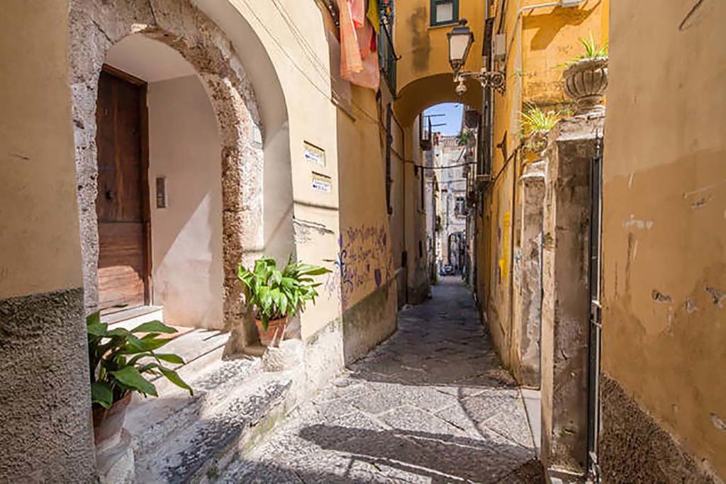 Tra Amalfi, Pompei, Paestum Apartment Salerno Phòng bức ảnh